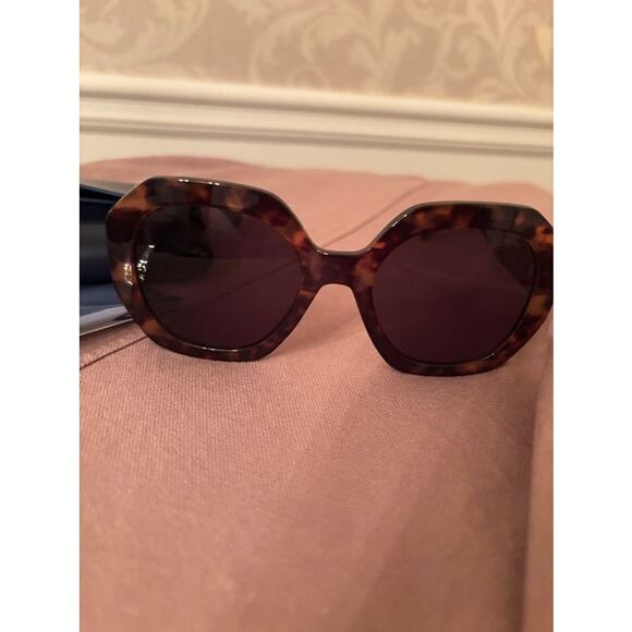 FREYRS oversized sunglasses main image 6